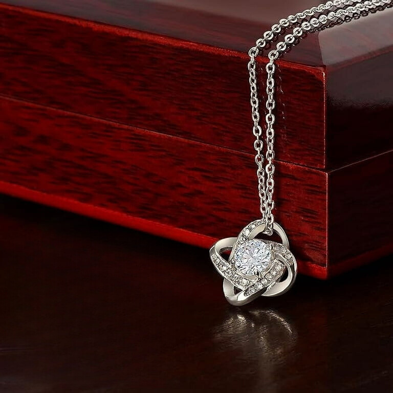 To My MOM | Elegant Love Knot Necklace